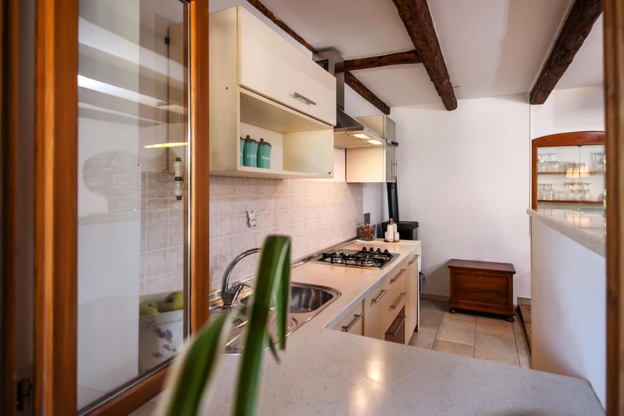 Holiday Apartment Daria 20 Ровинь Экстерьер фото