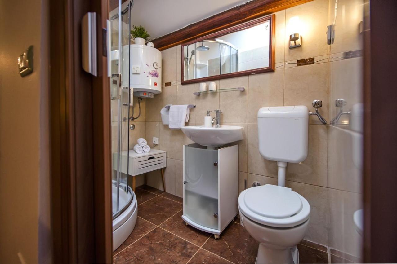 Holiday Apartment Daria 20 Ровинь Экстерьер фото