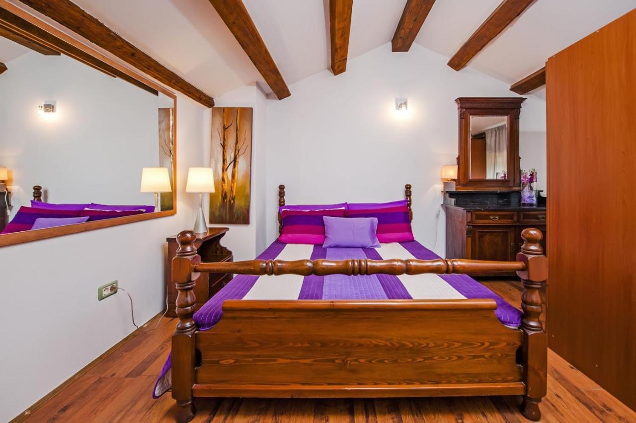Holiday Apartment Daria 20 Ровинь Экстерьер фото