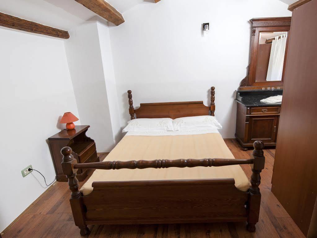 Holiday Apartment Daria 20 Ровинь Экстерьер фото